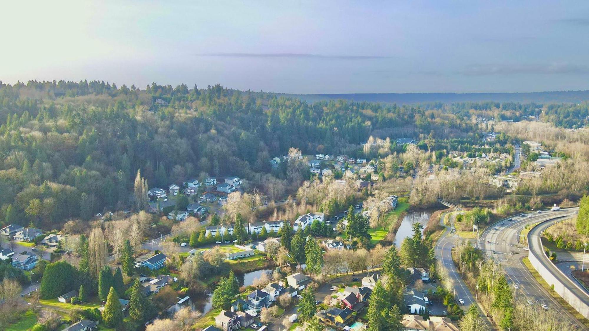Bothell River House エクステリア 写真